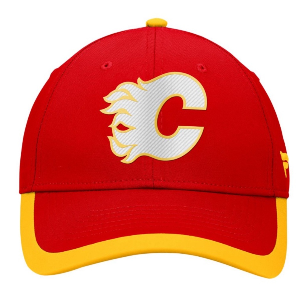 Calgary Flames Fanatics Defender Struct Cap - Picture 5 of 8